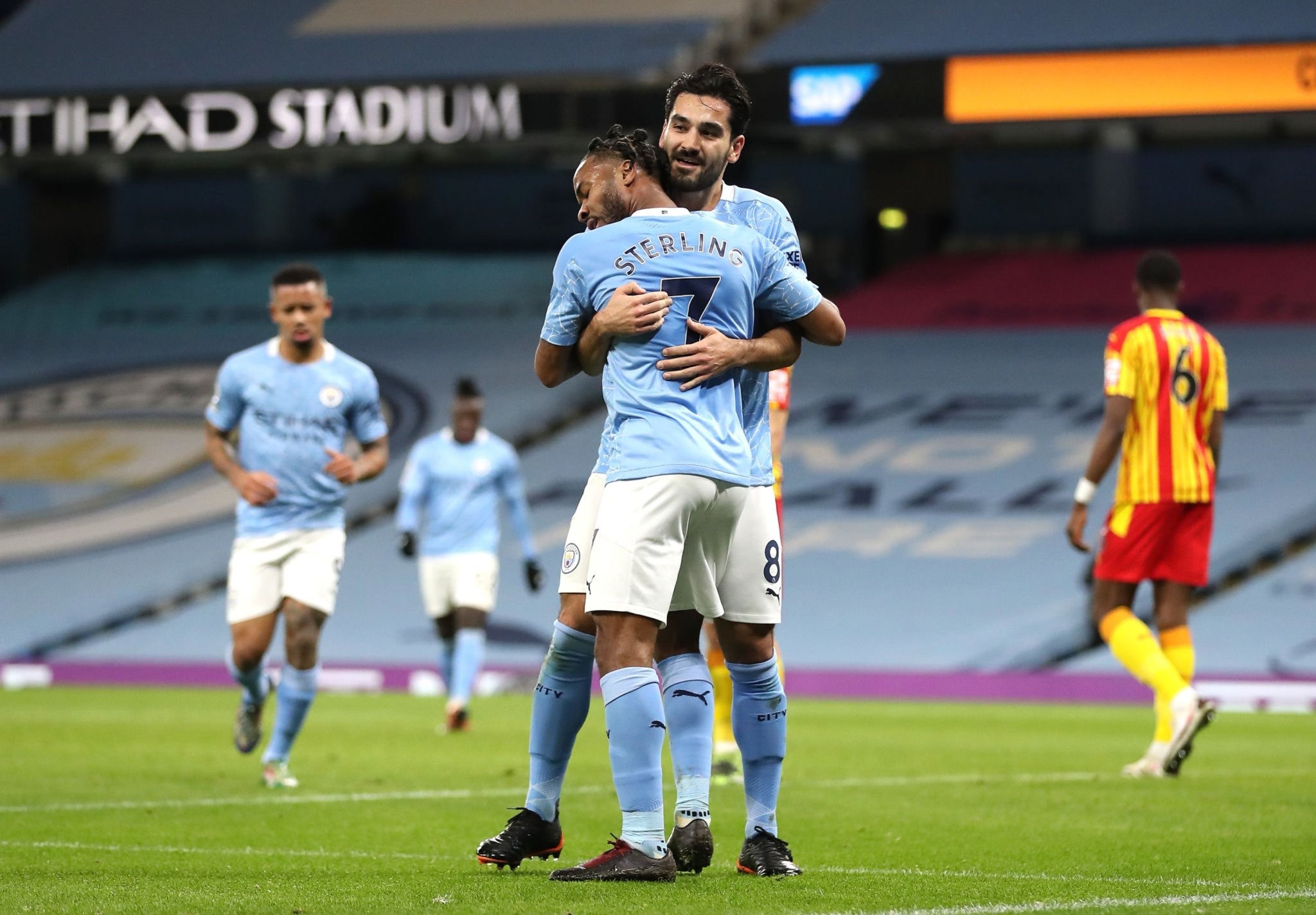 不仅展示了 不仅展示了